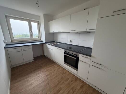 Wohnung zur Miete 714 € 3 Zimmer 68,9 m² 7. Geschoss frei ab 20.10.2026 Isarstraße 8 Anger Erlangen 91052