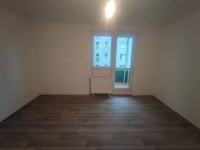 Wohnung zur Miete 351 € 3 Zimmer 58,3 m² 1. Geschoss Straße des Friedens 95 Merseburg Merseburg 06217