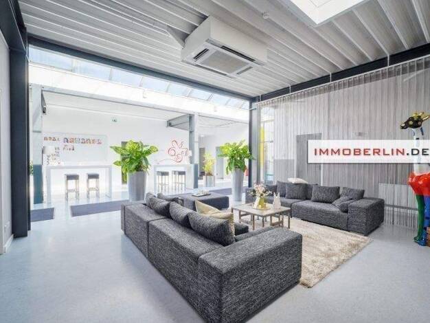 Mehrfamilienhaus zum Kauf als Kapitalanlage geeignet 1.570.000 € 839 m² Löwenbruch Ludwigsfelde 14974