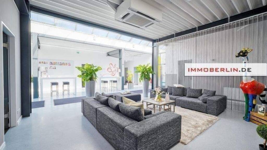 Mehrfamilienhaus zum Kauf als Kapitalanlage geeignet 1.570.000 € 839 m² Löwenbruch Ludwigsfelde 14974