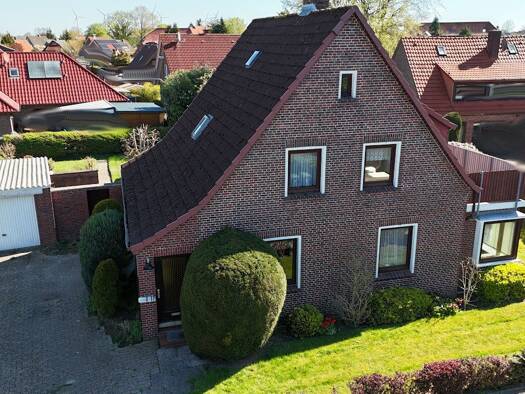 Einfamilienhaus zum Kauf 165.000 € 6 Zimmer 120 m² 797 m² Grundstück Wittmund 26409