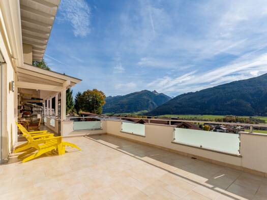 Haus zum Kauf 2.390.000 € 358 m² 714 m² Grundstück Stuhlfelden 5724