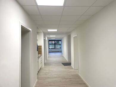 Bürofläche zur Miete provisionsfrei 6 € 7 Zimmer 157,4 m² Bürofläche Chausseestraße 2 Groß Gaglow Cottbus 03051