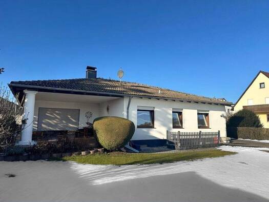 Bungalow zum Kauf 449.000 € 4 Zimmer 133 m² 790 m² Grundstück Seybothenreuth 95517