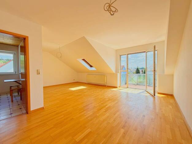 Wohnung zum Kauf 175.000 € 2,5 Zimmer 65 m² 2. Geschoss Teublitz Teublitz 93158