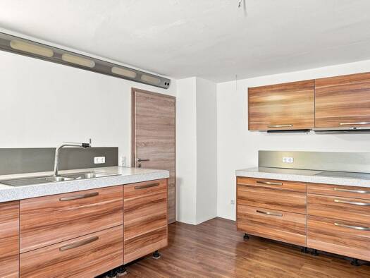 Wohnung zur Miete 675 € 4 Zimmer 135 m² Geschoss 2/2 frei ab 01.10.2026 Frauenauer Straße 18 Klingenbrunn Spiegelau 94518