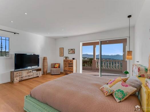 Einfamilienhaus zum Kauf 2.380.000 € 230 m² 3.000 m² Grundstück Village Roquebrune-sur-Argens 83520