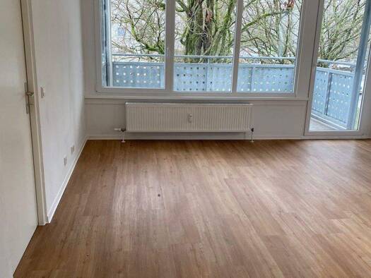 Wohnung zur Miete 590 € 4 Zimmer 90,5 m² 2. Geschoss Mecklenburgring 94 Eschberg Saarbrücken 66121