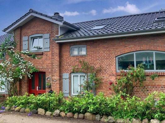 Einfamilienhaus zum Kauf 575.000 € 6 Zimmer 230 m² 1.600 m² Grundstück Damlos 23738