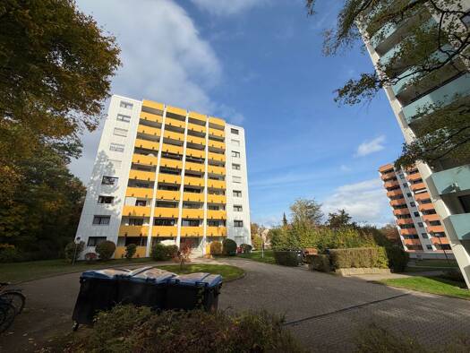 Wohnung zur Miete 900 € 3 Zimmer 77 m² frei ab sofort Roter Hügel Bayreuth 95445
