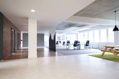 Bürofläche zur Miete provisionsfrei 15,50 € 299 m² Bürofläche teilbar ab 213 m² Unterhaching 82008