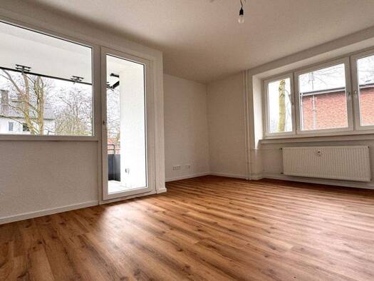 Wohnung zur Miete 650 € 3 Zimmer 60,5 m² 2. Geschoss frei ab 01.03.2026 Oskar-Pannen-Str. 28 Bergeborbeck Essen 45355