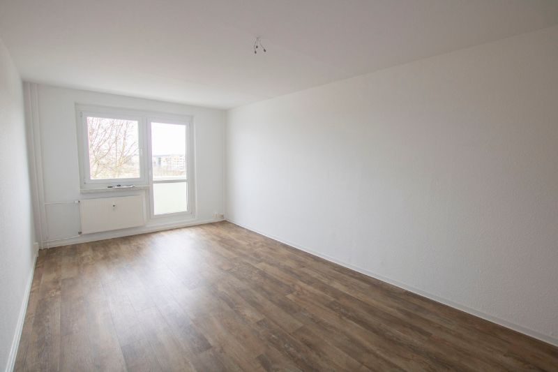 Wohnung zur Miete 407 € 4 Zimmer 81,3 m²<br/>Wohnfläche 4.<br/>Geschoss Grashalmstr. 21 Heide-Nord / Blumenau Halle (Saale) 06120