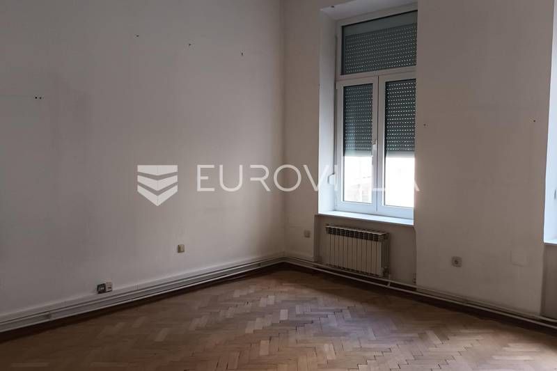 Wohnung zum Kauf 460.000 € 4 Zimmer 190 m²<br/>Wohnfläche 1.<br/>Geschoss Donji grad 10000