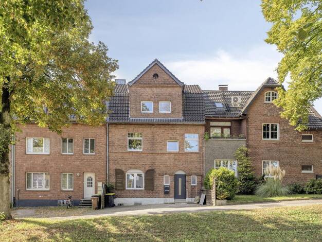 Einfamilienhaus zum Kauf provisionsfrei 527.500 € 8 Zimmer 230 m² 302 m² Grundstück Nimweger Straße 45 Kleve Kleve 47533