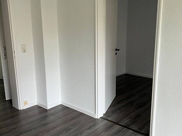 Wohnung zum Kauf 75.000 € 2 Zimmer 50 m² Thiede Nordost 38239