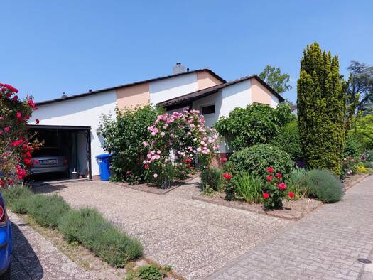 Einfamilienhaus zum Kauf provisionsfrei 685.000 € 5 Zimmer 145 m² 529 m² Grundstück An der Altenbach 27 Wachenheim an der Weinstraße 67157