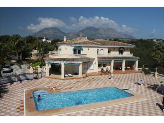 Chalet zum Kauf 1.750.000 € 6 Zimmer 1.000 m² 16.000 m² Grundstück l'Alfàs del Pi 03580