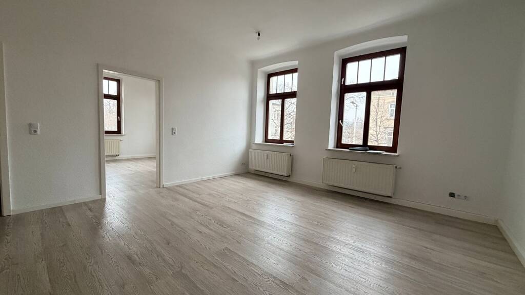 Wohnung zur Miete 450 € 3 Zimmer 76 m² Geschoss 1/3 frei ab sofort Innenstadt Gera 07545