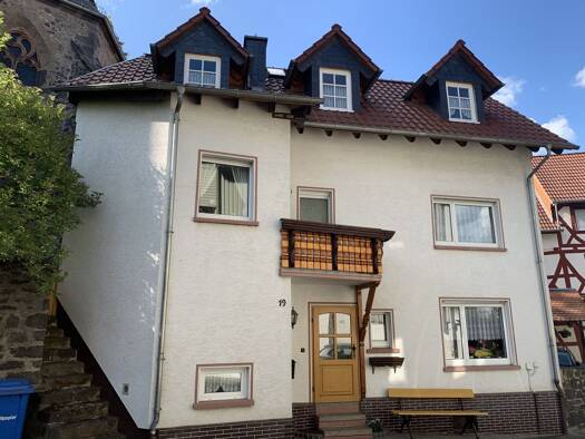 Einfamilienhaus zur Miete 1.100 € 4 Zimmer 125 m² 62 m² Grundstück frei ab 01.10.2026 Hungen 35410