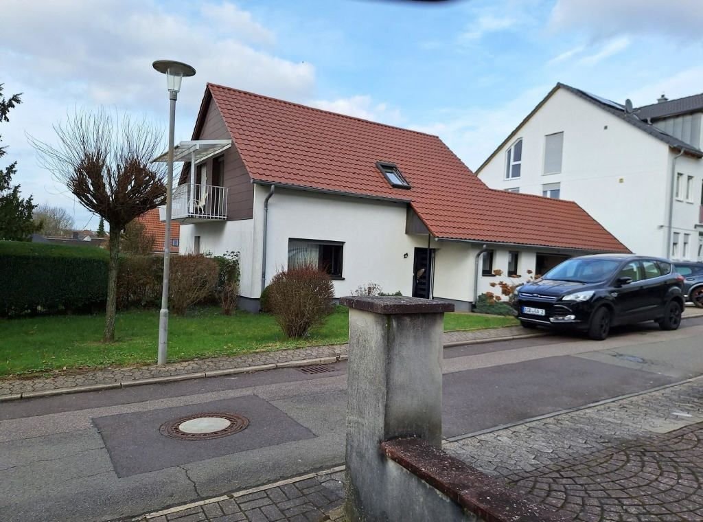 Einfamilienhaus zum Kauf 359.000 € 6 Zimmer 120 m²<br/>Wohnfläche 840 m²<br/>Grundstück St. Ingbert St. Ingbert 66386