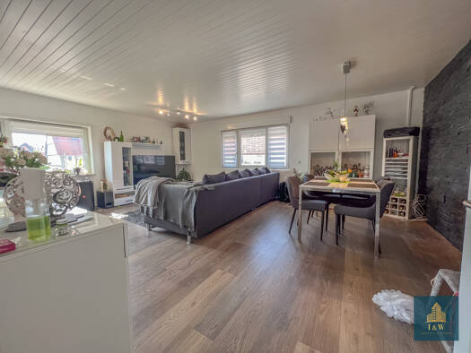 Wohnung zum Kauf 199.000 € 2,5 Zimmer 93 m² 2. Geschoss Wangen 73117