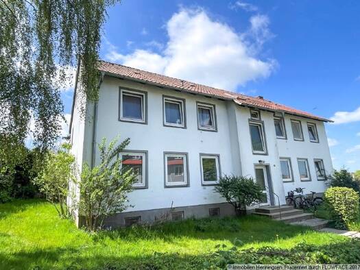 Mehrfamilienhaus zum Kauf 298.000 € 10 Zimmer 240 m² 750 m² Grundstück Süderbrarup 24392
