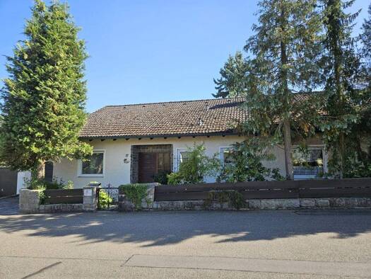 Einfamilienhaus zum Kauf 325.000 € 4 Zimmer 117,8 m² 667 m² Grundstück Neunkirchen Weiden / Neunkirchen bei Weiden 92637