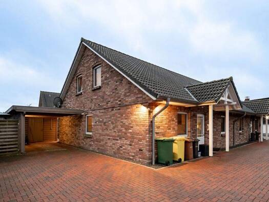 Doppelhaushälfte zum Kauf 349.000 € 5 Zimmer 135 m² 286 m² Grundstück Ostenfeld (Husum) 25872