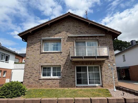 Haus zum Kauf 428.000 € 8 Zimmer 219,3 m² 500 m² Grundstück Drove Kreuzau 52372