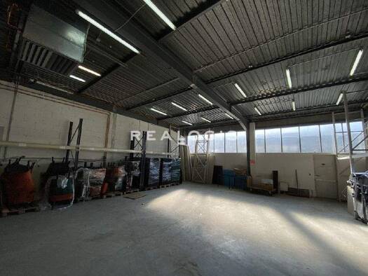 Halle/Industriefläche zur Miete 7 € 235 m² Lagerfläche Harksheide Norderstedt 22844