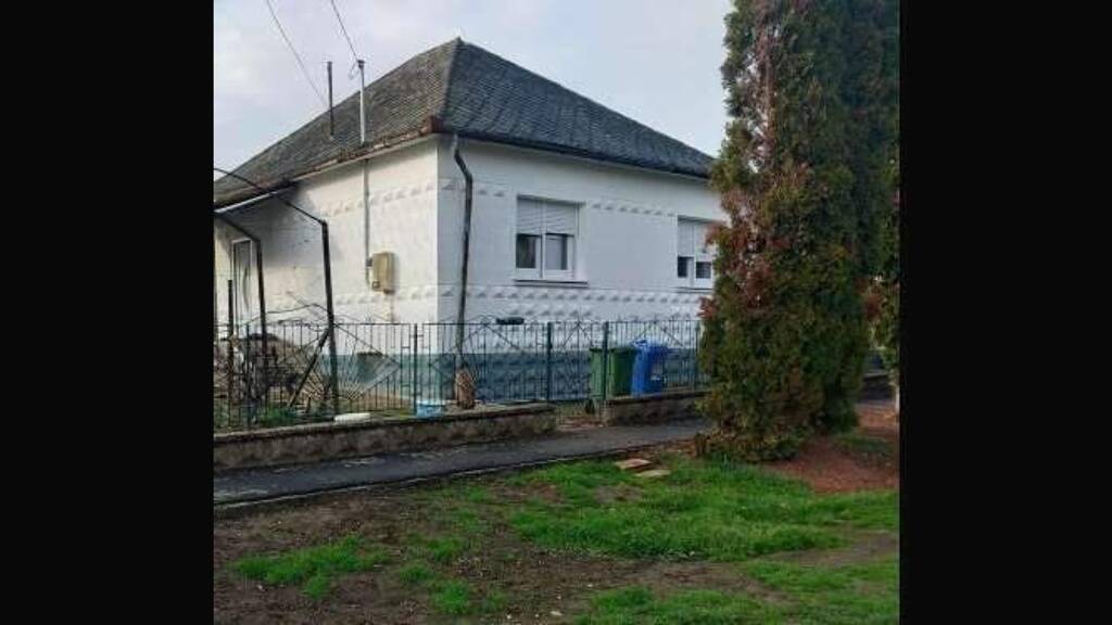 Einfamilienhaus zum Kauf 53.000 € 3 Zimmer 100 m² 1.600 m² Grundstück Kutas 7541