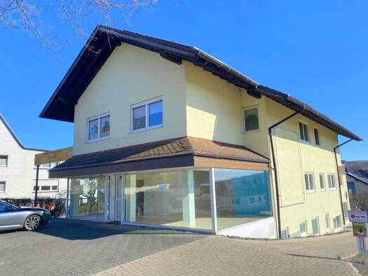 Bürofläche zur Miete 850 € 2 Zimmer 150 m² Bürofläche Rennerod 56477