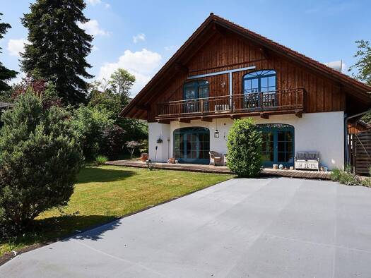Gewerbeobjekt zum Kauf als Kapitalanlage geeignet 2.350.000 € 15 Zimmer 298 m² 909 m² Grundstück Neugilching Gilching 82205