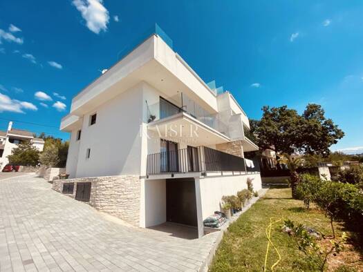 Mehrfamilienhaus zum Kauf 1.300.000 € 6 Zimmer 250 m² Pobri, Opatija - Okolica Opatija 51410