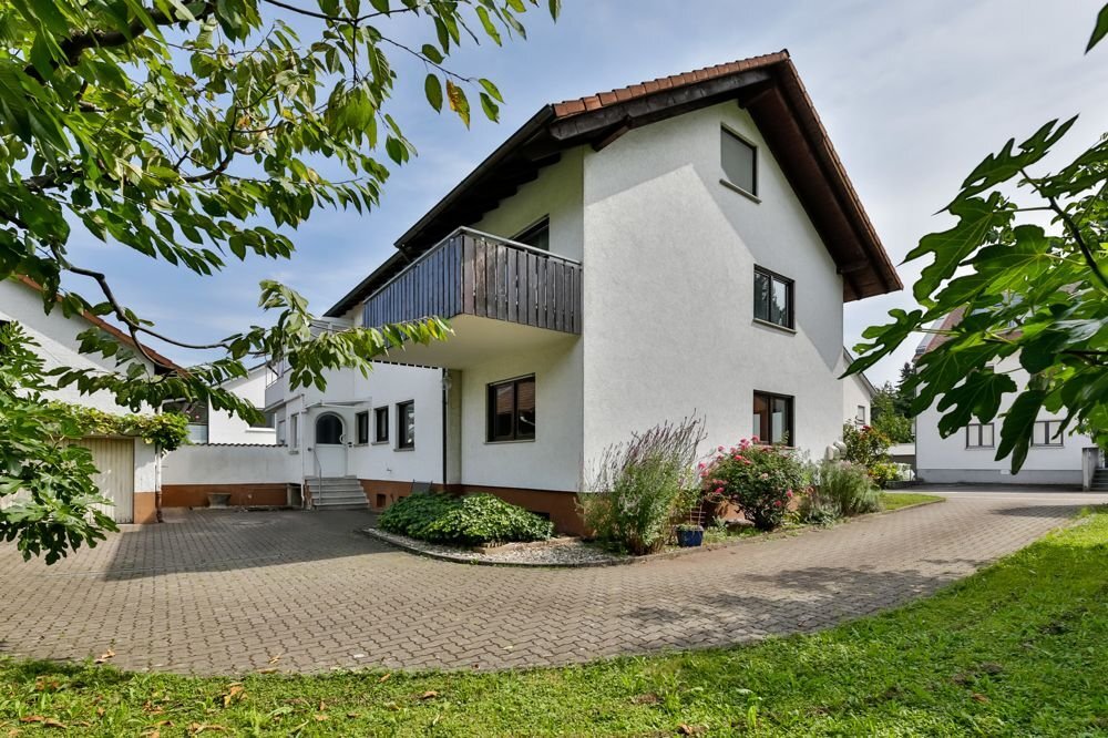 Doppelhaushälfte zum Kauf 598.000 € 8 Zimmer 200 m²<br/>Wohnfläche 941 m²<br/>Grundstück Schöneberg Pfinztal-Söllingen 76327