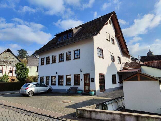 Wohnung zur Miete 840 € 4 Zimmer 110,3 m² Elkerhausen Weinbach 35796
