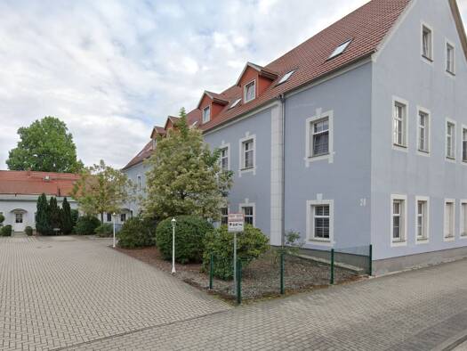 Mehrfamilienhaus zum Kauf als Kapitalanlage geeignet 46 Zimmer 1.383 m² 2.779 m² Grundstück Kolpingstraße 28 Hoyerswerda Hoyerswerda 02977