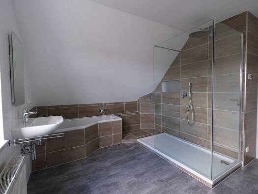 Maisonette zur Miete 980 € 3 Zimmer 95 m² Geschoss 2/3 frei ab 01.04.2026 Fallersleber Straße 15 Ehmen Wolfsburg 38442