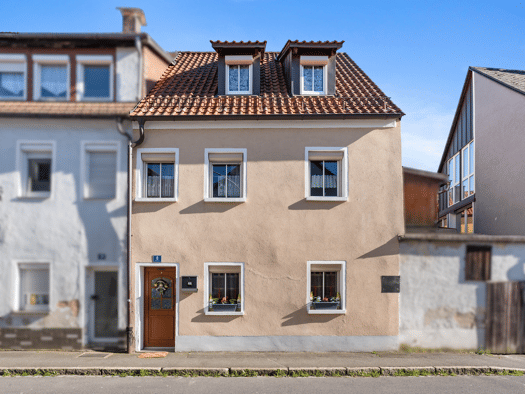 Einfamilienhaus zum Kauf 149.000 € 4 Zimmer 120 m² 100 m² Grundstück Pressath Pressath 92690