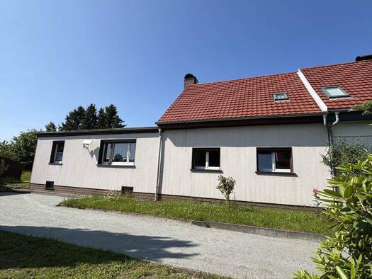 Doppelhaushälfte zum Kauf 115.000 € 7 Zimmer 149 m² 1.195 m² Grundstück Ebersbach Ebersbach-Neugersdorf 02730