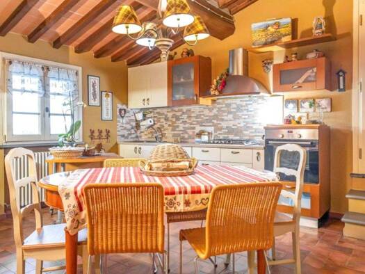 Haus zum Kauf 1.300.000 € 400 m² Fucecchio 50054