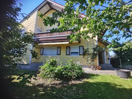 Einfamilienhaus zur Miete 1.250 € 5 Zimmer 132 m² frei ab sofort Aurolfing Gangkofen 84140