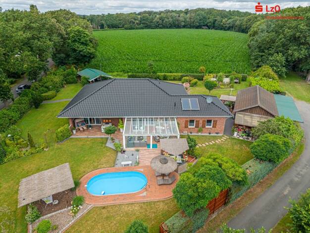 Bungalow zum Kauf 880.000 € 4 Zimmer 172 m² 2.476 m² Grundstück frei ab 01.12.2027 Hohenböken Ganderkesee 27777