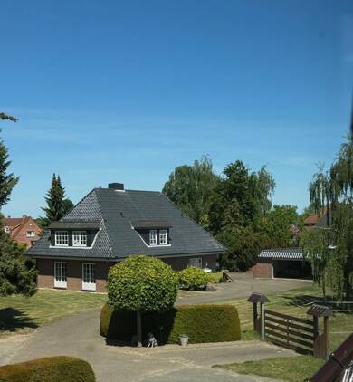 Haus zur Miete 3.200 € 4 Zimmer 230 m² 2.230 m² Grundstück Stockelsdorf Stockelsdorf 23617