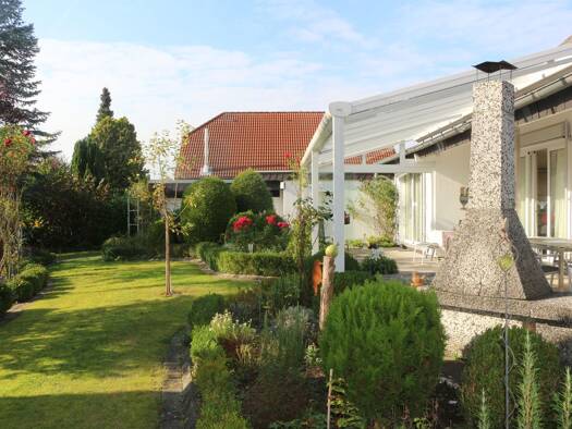 Einfamilienhaus zum Kauf 750.000 € 5 Zimmer 178 m² 1.015 m² Grundstück frei ab 15.01.2027 Innenstadt Bad Salzuflen 32105