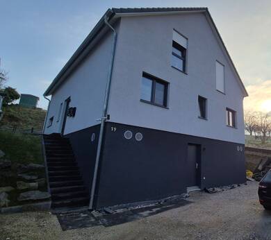 Wohnung zur Miete 1.020 € 3 Zimmer 93 m² Geschoss 2/2 frei ab 01.09.2025 Hofweier Hohberg 77749