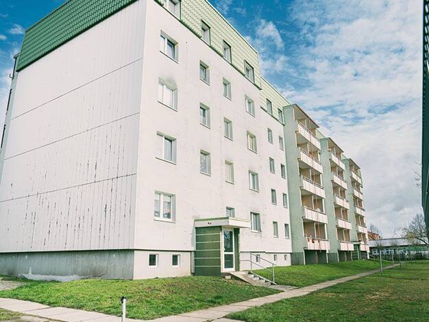 Wohnung zur Miete 335 € 2 Zimmer 48,5 m² 4. Geschoss frei ab 01.08.2027 Brüssower Allee 56 a Prenzlau Prenzlau 17291