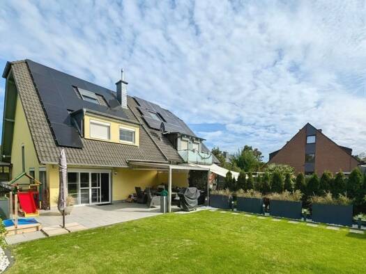 Doppelhaushälfte zur Miete 3.400 € 5 Zimmer 187,7 m² 399,5 m² Grundstück frei ab 01.01.2027 Hilden 40724