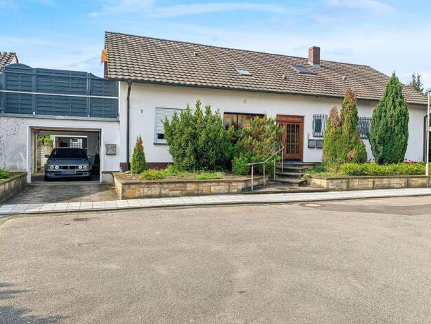 Mehrfamilienhaus zum Kauf 549.000 € 9 Zimmer 250 m² 577 m² Grundstück Bellheim 76756